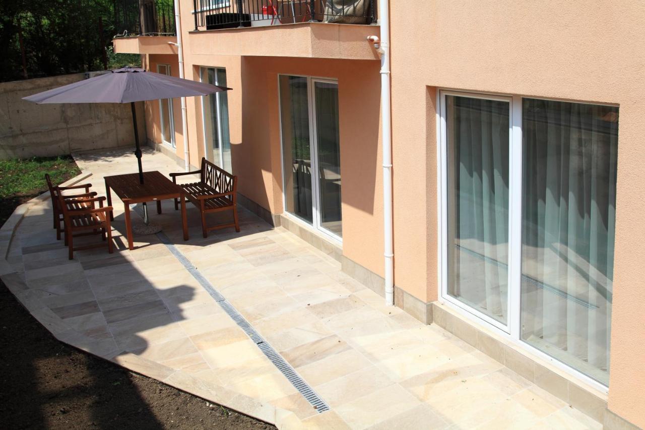 South Coast Apartments Shumen Exterior foto