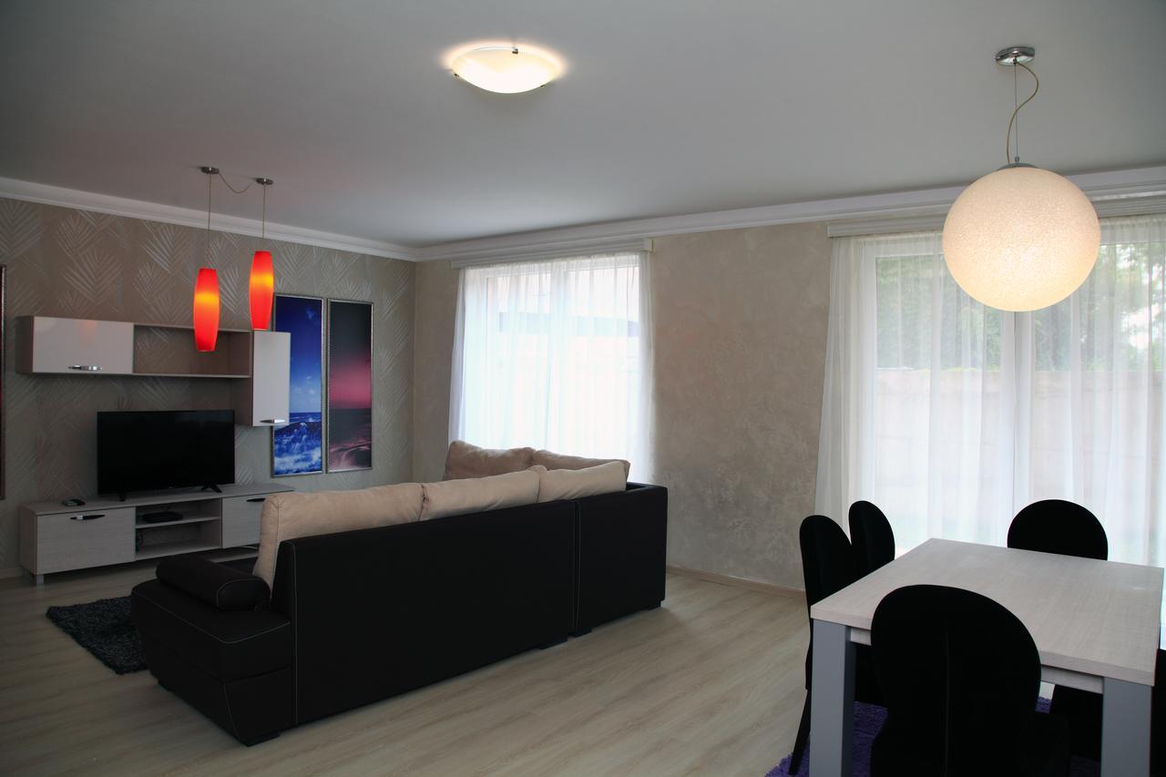 South Coast Apartments Shumen Exterior foto