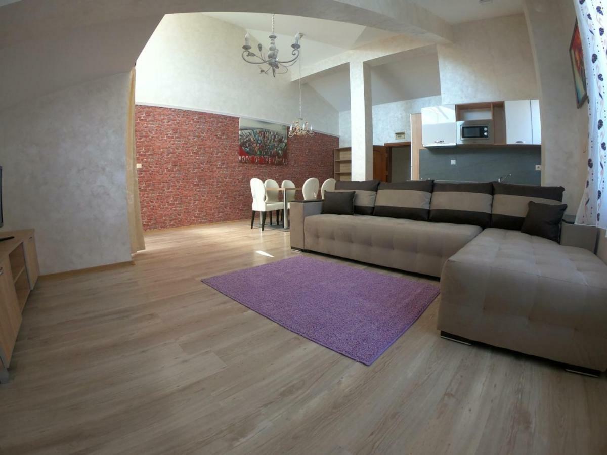 South Coast Apartments Shumen Exterior foto